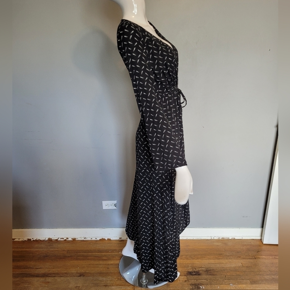 Xix Palms Feather Print Maxi Dress, Vguc, Size 3 View 3
